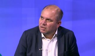 Панев: Със или без дигитализация, администрацията е раздута