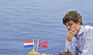 Карлсен е новият световен шампион по шахмат