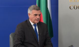 Янев: Говоренето срещу машините е спекулация