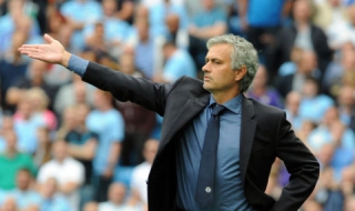 Моу пак си отнесе наказание от ФА