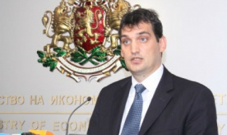 Дефицитът в енергетиката да се поеме по равно от участниците в системата, а не от потребителите