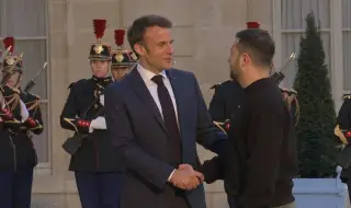 Еманюел Макрон посреща Володимир Зеленски в Париж