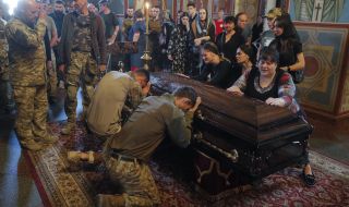 Няма нито едно семейство в Украйна, което да няма любим човек на фронта