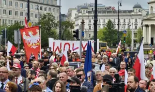 Волински марш във Варшава 2026: Какво знаем за протеста и напрежението между Полша и Украйна