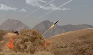 Иран атакува ключова американска военна база в Кувейт