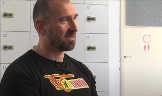 Андре Токев се показа от затвора с тениска на елитен германски тим (ВИДЕО)