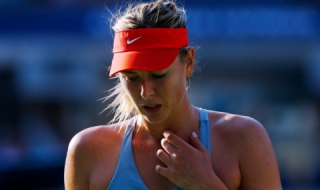 Шарапова безпроблемно стигна до 1/4-финалите в Австралия