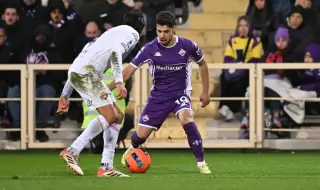 Фиорентина излиза в траур, но мачът с Болоня се играе въпреки смъртта на президента