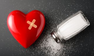 Прекаляването със солта повишава риска от деменция и сърдечни заболявания