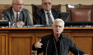 Имунитетът на Сидеров падна в парламентарната комисия