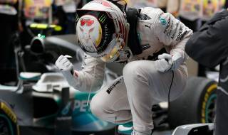 Хамилтън: Писна ми да гледам само мъже във Формула 1