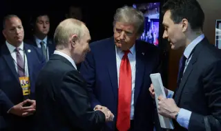 1:0 за Путин: Пет извода от срещата на Путин и Тръмп