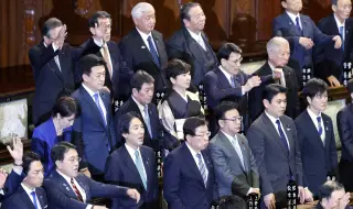 Япония отива на предсрочни избори след разпускането на парламента