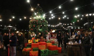 Забраняват масите на откритите Коледни базари в София