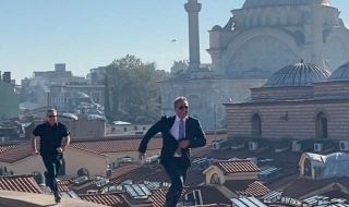 Посланикът на САЩ в Турция избяга по покрива на Капалъчаршъ