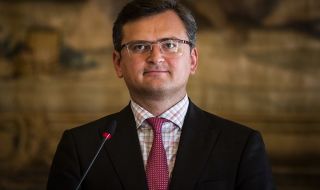 Украйна приветства решението на ЕС да блокира по-голямата част от вноса на руски петрол