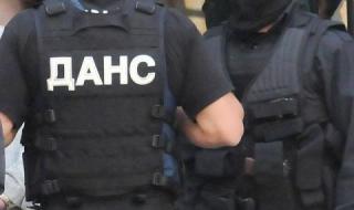 Разбиха престъпна група за трафик на мигранти