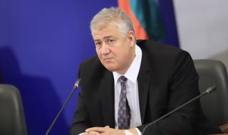 Бившият шеф на "Пирогов" с недопустима обида срещу министър Кацаров
