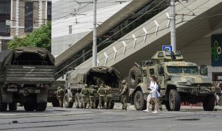 Конвой от чеченски военни се насочва към Ростов на Дон