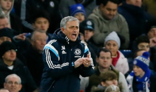 6-годишен фен моли Моуриньо да спаси Астън Вила