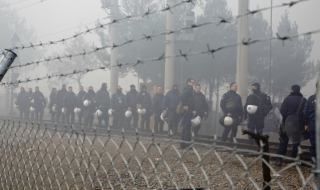Словения и Сърбия затварят границите