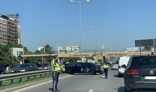 Катастрофа с автобус блокира движението по бул. „Цариградско шосе“