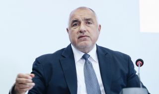 На конгреса на ЕНП питали Борисов дали ГЕРБ е готова да се върне на власт