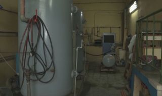 Доброволци изградиха кислородна инсталация за пациентите в Бургас