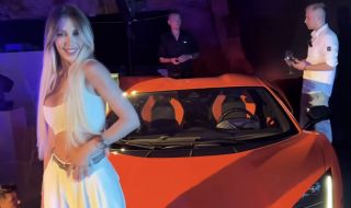 Българка поръча най-новото Lamborghini (ВИДЕО)