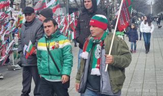В Бургас скриха руските знамена