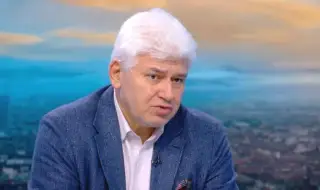 Проф. Пламен Киров: Възможно е президентът изобщо да не слезе на политическия терен до края на мандата си