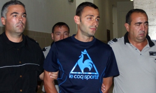 Футболистът убиец остава в ареста (обновена)