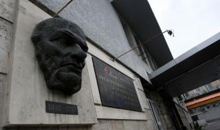 Шефът на "Пирогов": Мерките са прекалено леки, ресторантите да не работят след 22:00 ч.