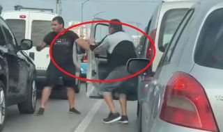 Шофьори се биха на бул. „Сливница“ (ВИДЕО)