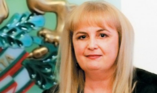 Славка Бозукова придобива „Блиц”