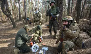 В Украйна вече има военнослужещи от НАТО