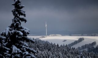 Дъждът преминава в сняг