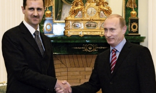 САЩ &quot;нападна&quot; Москва заради червения килим пред Асад