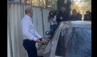 Румен Радев глобен в изборния ден