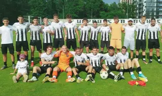 Юношите на Локомотив Пловдив U16 се включи в благотворителна кауза