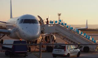 Летищата във Варна и Бургас отчетоха рекордни спадове през октомври