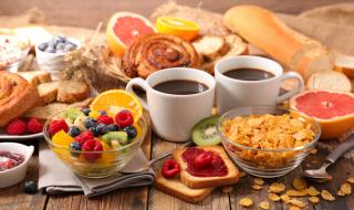 Опасната закуска: 8 храни, които НЕ трябва да ядем на празен стомах