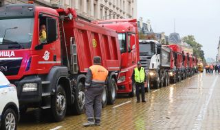Пътните строители искат оставката на Комитова, заплашиха с всекидневен блокаж на София