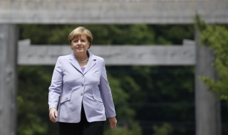 Всеки десети член на &quot;Алтернатива за Германия&quot; доскоро се е клел на Меркел