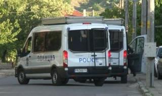 Мистерия: Полицията откри два трупа в София (СНИМКИ)