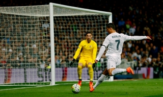 Реал (Мадрид) "разкъса" Севиля на "Бернабеу"