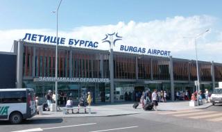 Руски туристи блокирани на летището в Бургас