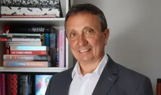 От детските заболявания до онкологията – кога хомеопатията има място и кога не? Пред ФАКТИ говори д-р Иван Енев