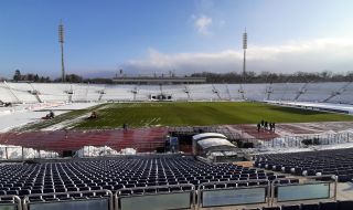 Отчайващо е състоянието на терена на националния стадион, твърди Стойчо Младенов (СНИМКИ)