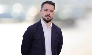 Шкварек: Медиите пускат откъде излита и кога каца Зеленски поради "съображения за сигурност"?!